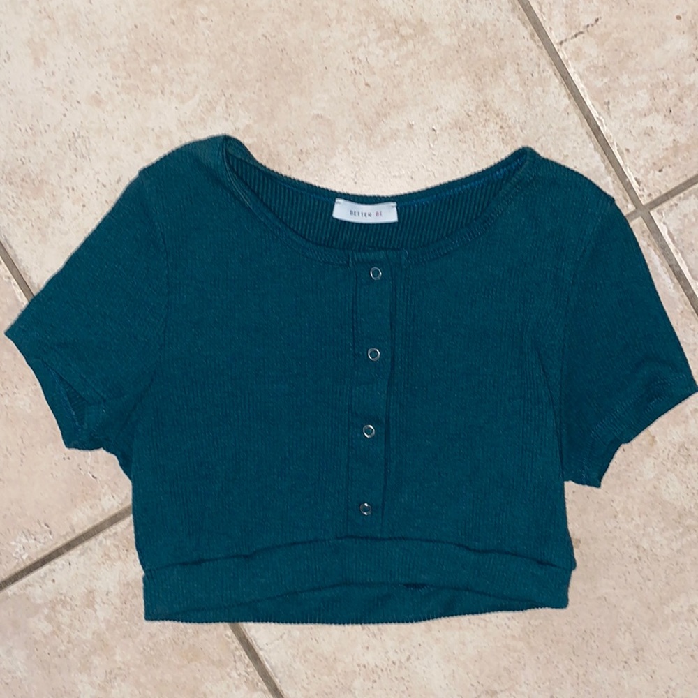 BETTER BE dark green crop top